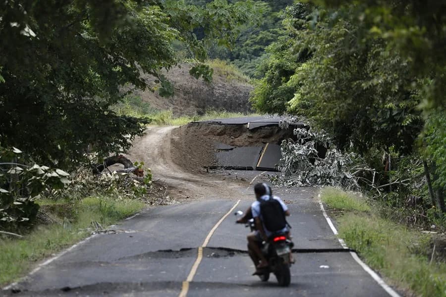 La entrega de ayuda tras el terremoto en Panamá se agiliza