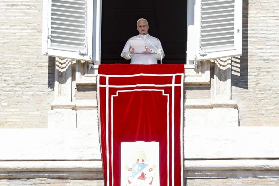 El papa León XIV anuncia que será operado de un nódulo