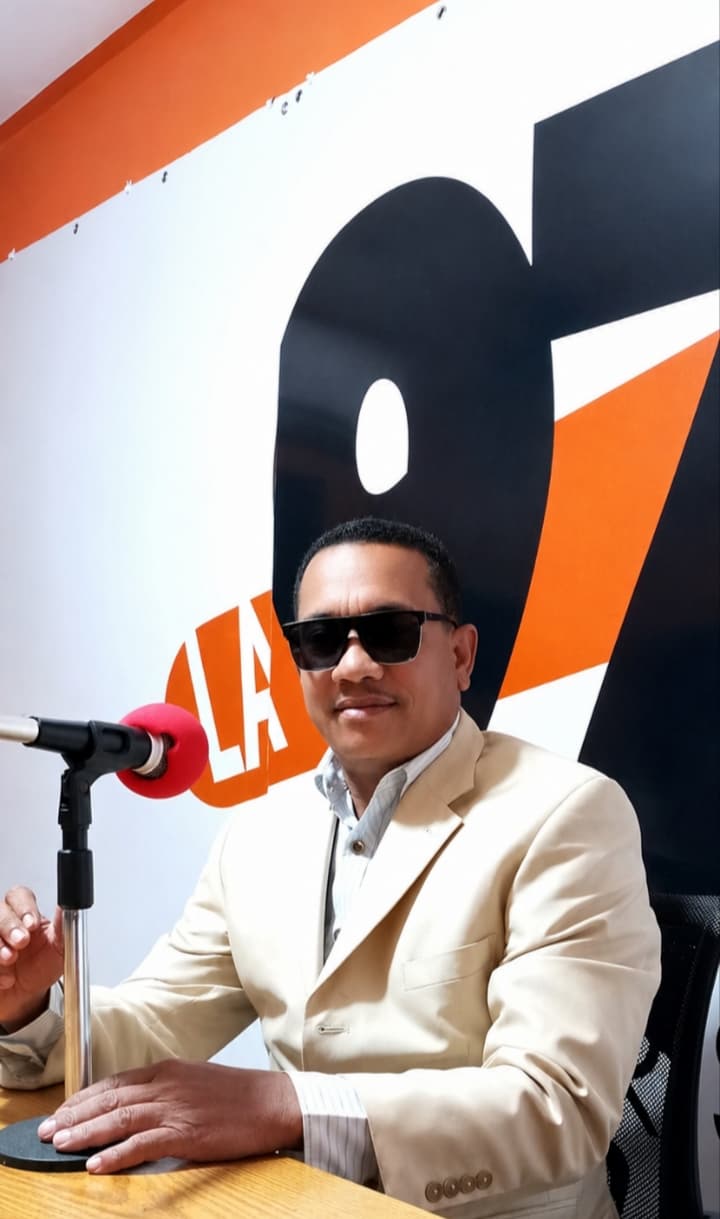 ¡Comunicadores no se dejarán amedrentar ni presionar por el teniente coronel ERD Odalis Victoriano Gutiérrez! La información la ofreció Santos Vásquez quien dijo el CLD tienes sus abogados para defender sus colegas acusados de supuesta difamación