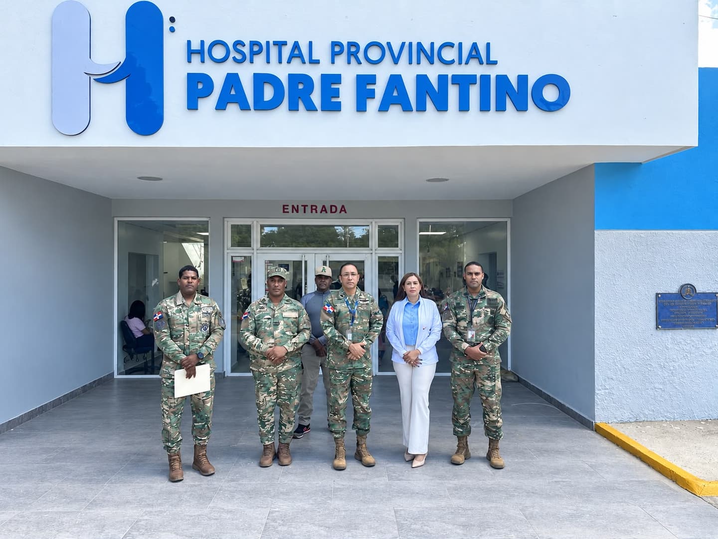 Coronel Danilo Grullón supervisa hospitales de la Línea Noroeste para fortalecer seguridad y operatividad