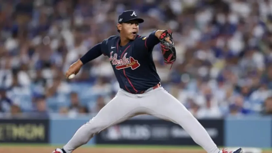Bravos ejecutan a la perfección el plan de pitcheo para vencer a los Dodgers e igualar la Serie Divisional de la Liga Nacional