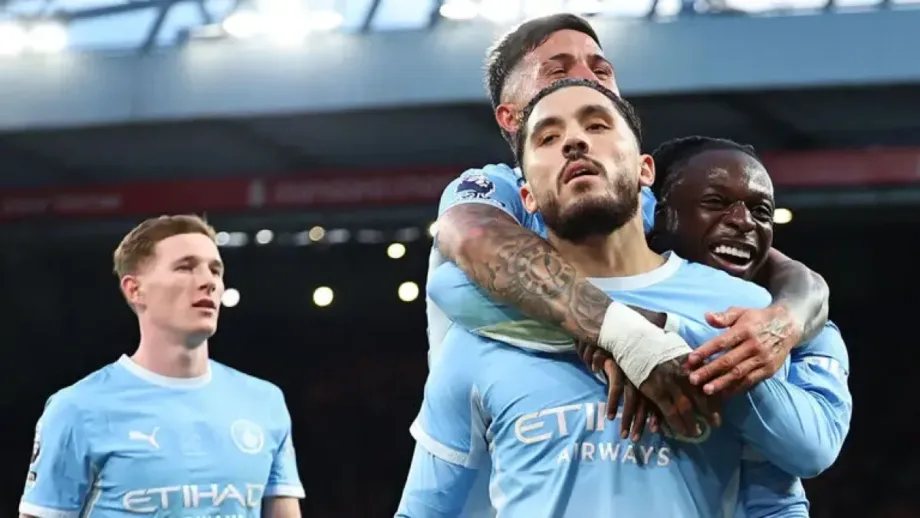 El Manchester City golea al Liverpool